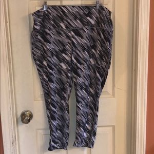 Reel Legends Capri Leggings 1X